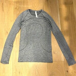 Lululemon Swiftly Long Sleeve Grey Size 6